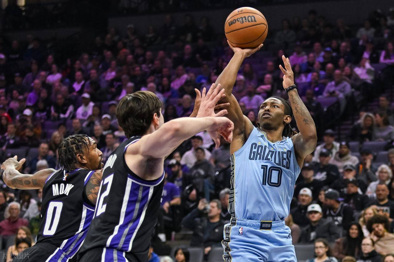 赛前萨克拉门托国王备战CBA季后赛明尼苏达森林狼迎来里程碑备战欧联,芝加哥公牛手感冰凉备战足总杯都惊呆了的简单介绍 赛前萨克拉门托国王备战CBA季后赛明尼苏达森林狼迎来里程碑备战欧联,芝加哥公牛手感冰凉备战足总杯都惊呆了的简单介绍