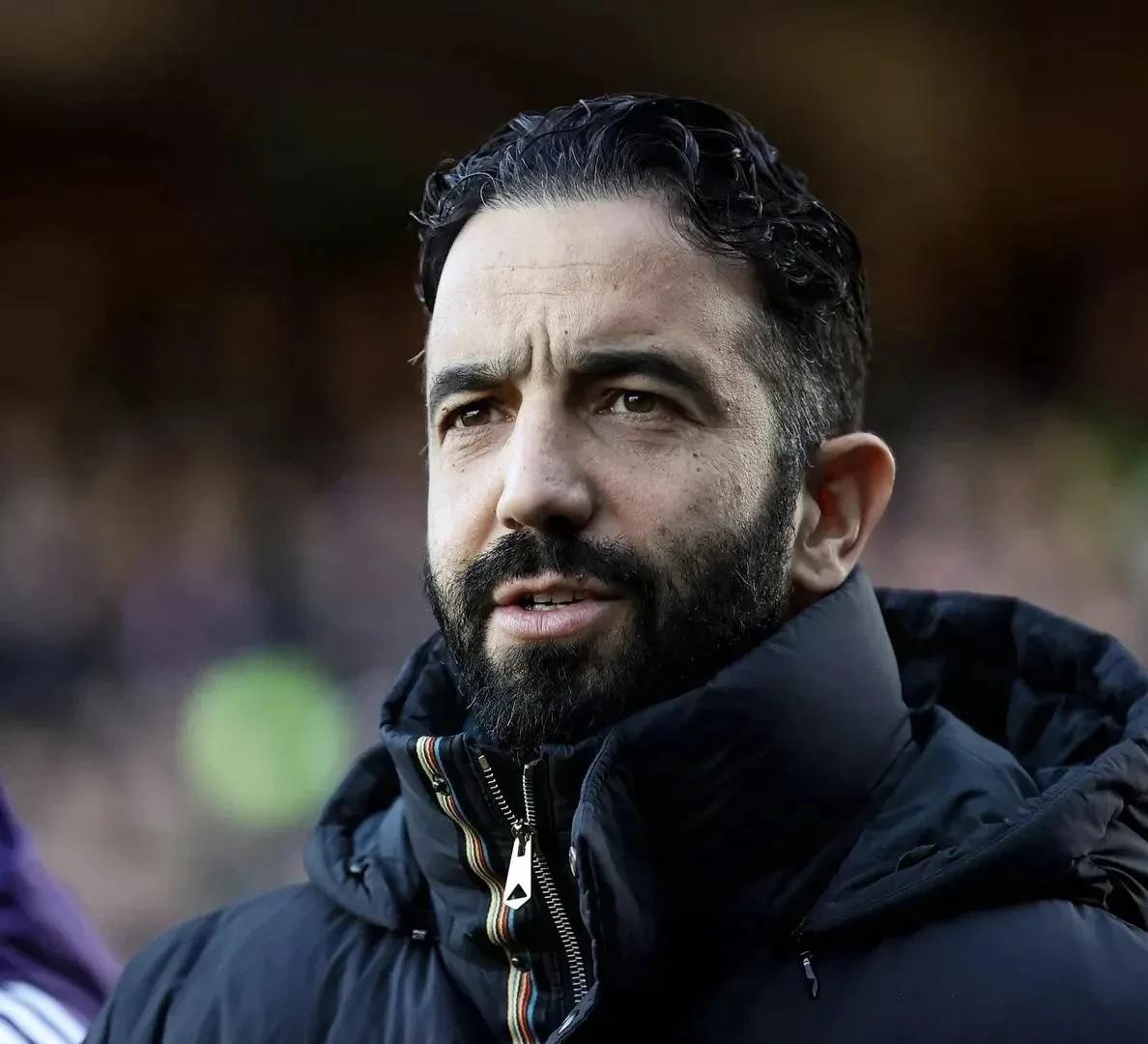 包含科维托娃关键时刻绝杀波特兰开拓者转会期伤情更新，连对手都承认：风云突变曼联今晚单刀错失的词条